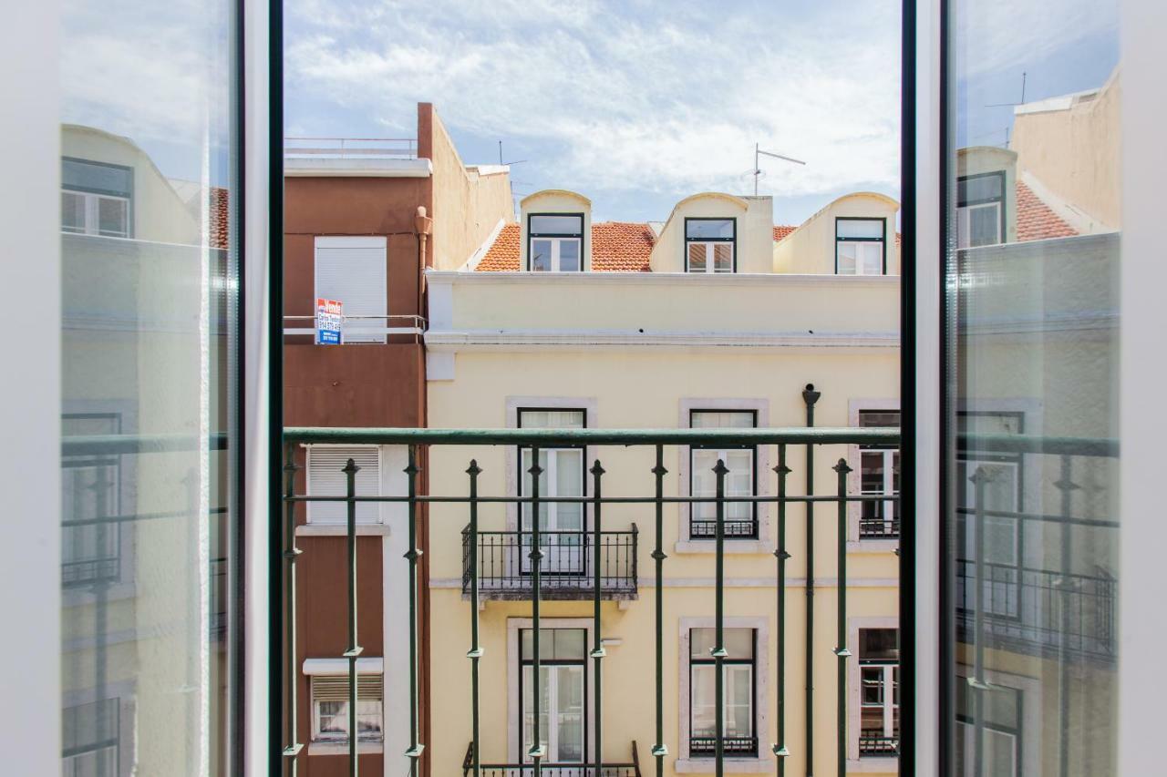Typical Light Filled Graca Apt W Ac, By Timecooler Lisbon Exterior photo