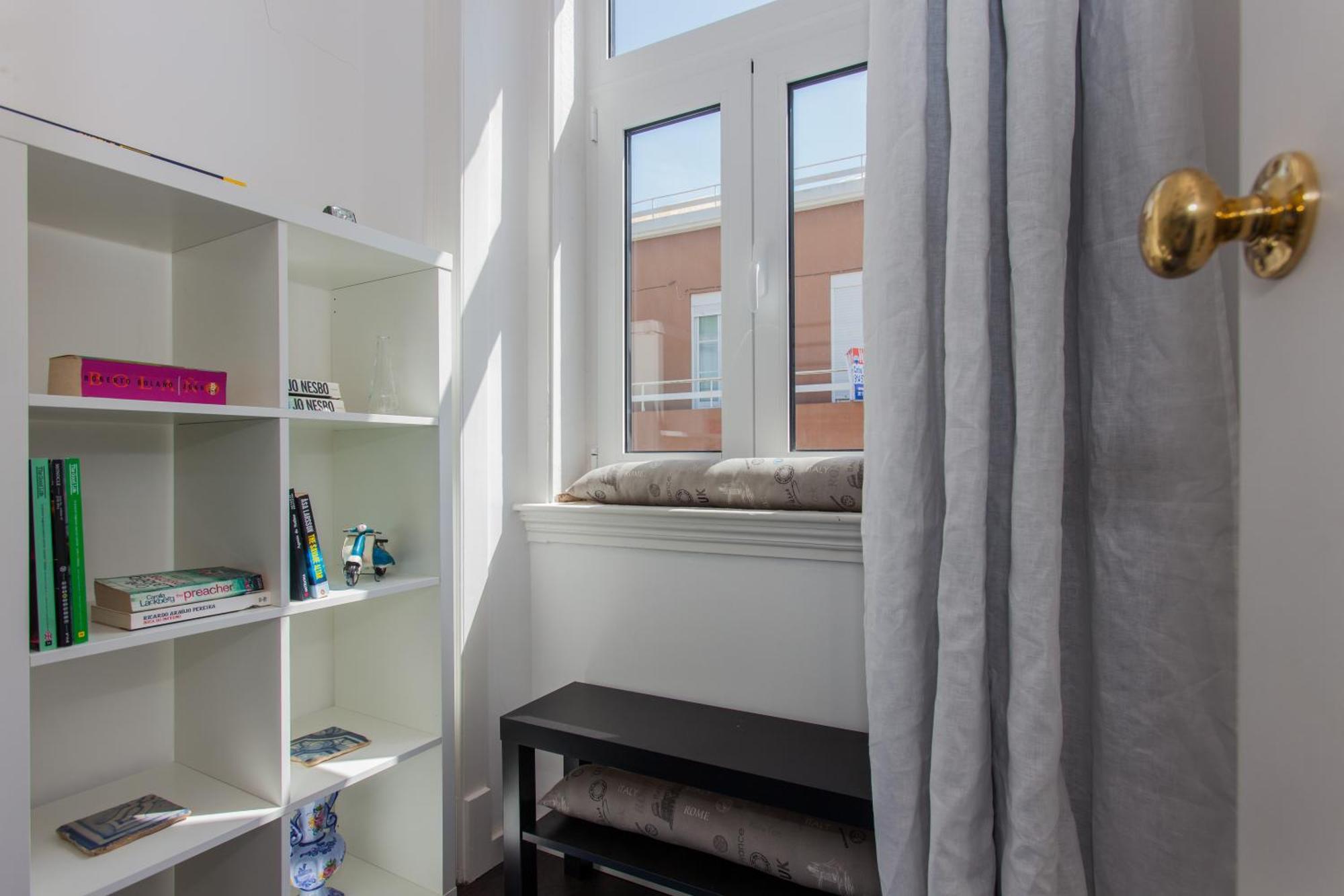 Typical Light Filled Graca Apt W Ac, By Timecooler Lisbon Exterior photo